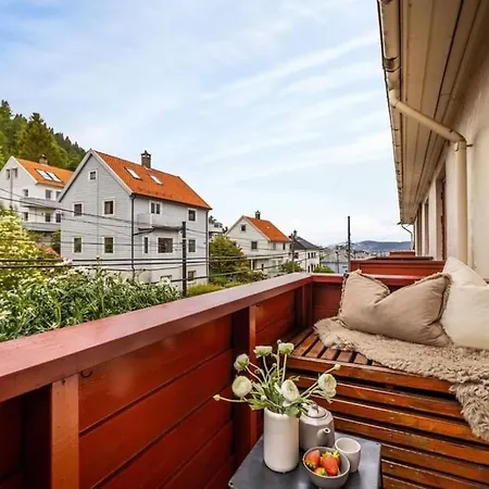 Flott Sentral 3 Roms Leilighet Apartment